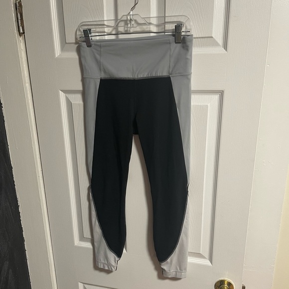 Athleta Powervita Salutation Tights Color Block Leggings - Picture 4 of 7
